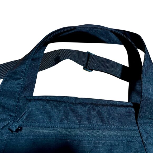 Nike Embroidered Swoosh Gym Bag - Picture 3 of 7